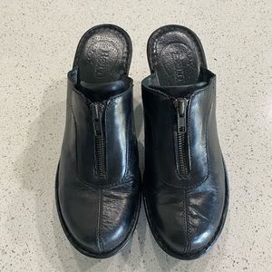 Born SZ 9/40.5 Hand Crafted Footwear Wedge Slip on